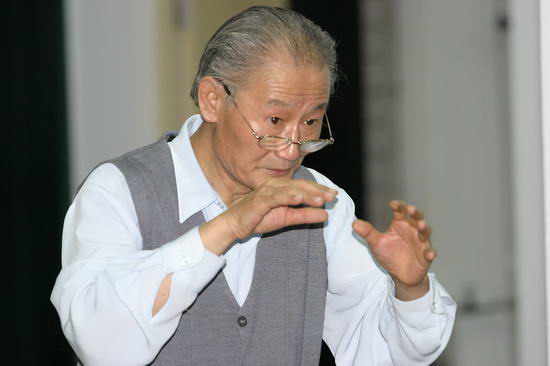张以达胡坤李云迪宁峰"为了校园与心灵的重建"——川籍音乐家感恩义演