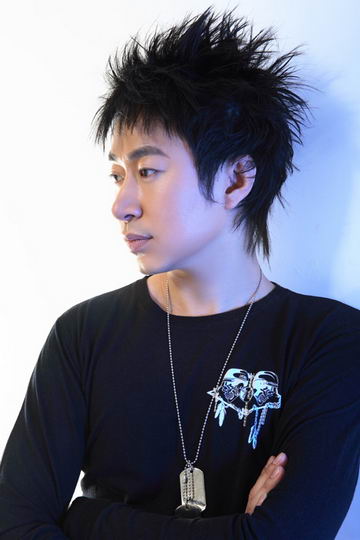 孙辉《把你捧在掌心》誓将平民情歌唱到底