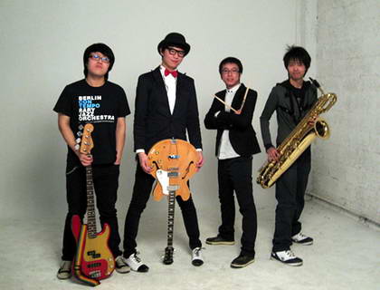 俪声麦爱音乐又添新丁 签下九零后乐队玩具头