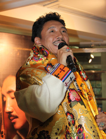 容中尔甲携新专辑回家 全国首唱《天籁之爱》