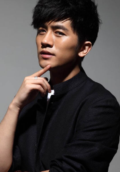 樊博唱情歌献歌迷 晋级天籁之声24强