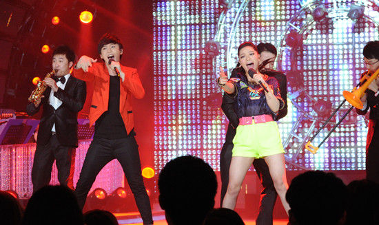 江映蓉自曝生李炜气 克服困难搭档热舞