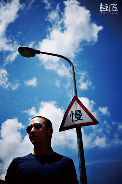 郝云黄渤再度默契联手出发去大理