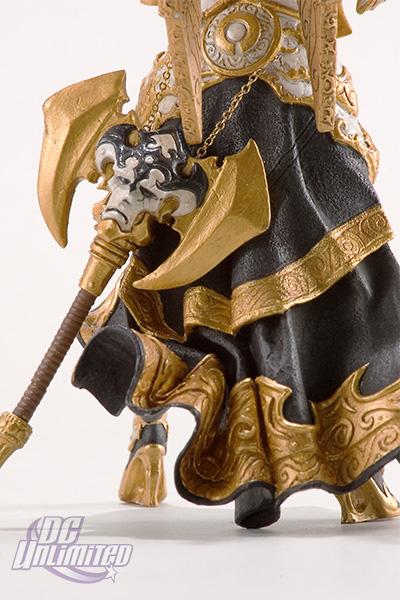 魔兽手办女德莱尼牧师