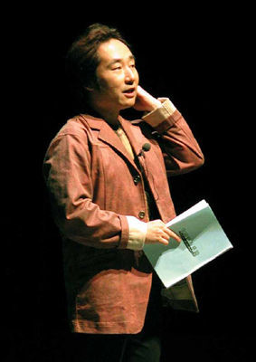 飞田 展男飞田展男可以说是日本男声优中的"变色龙".