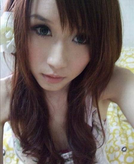 大胆开放的台湾游戏mm激情自拍写真