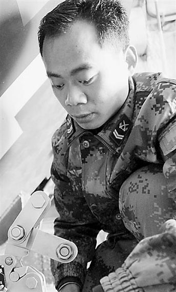 我四级军士长自创11项空投新技术被部队推广