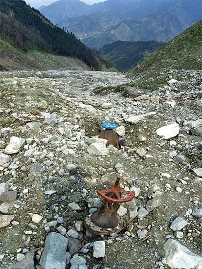 资料图:到处是石头的牛眠沟