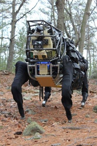 美军研制的战场运输机器人