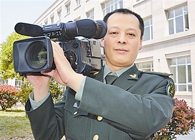 鞠导与他的士兵dv短片