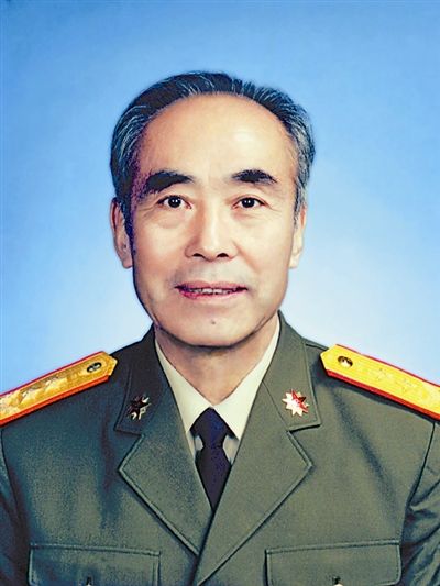 杨桓同志逝世