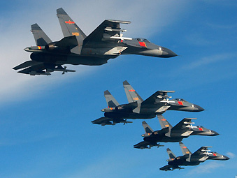 1234军内摄影师跟拍空军先进战机大机群编队飞行中国航母平台完成首次