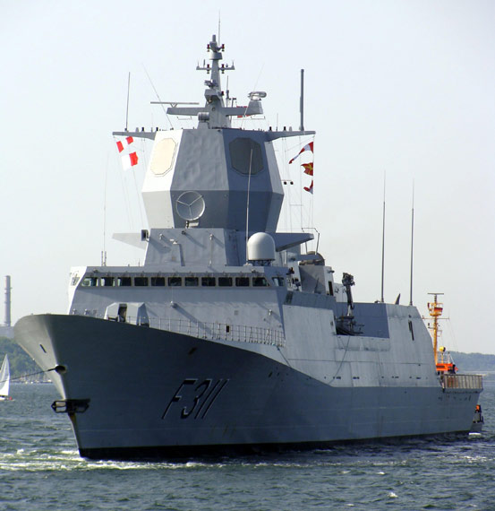 图文第二艘南森级护卫舰阿姆德森f311号