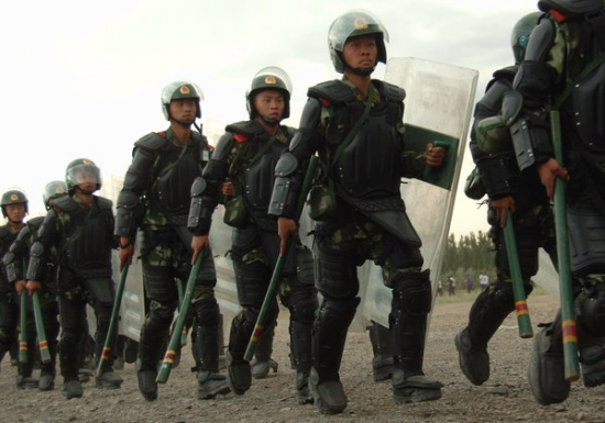 参加处突演练的武警部队.cfp供图