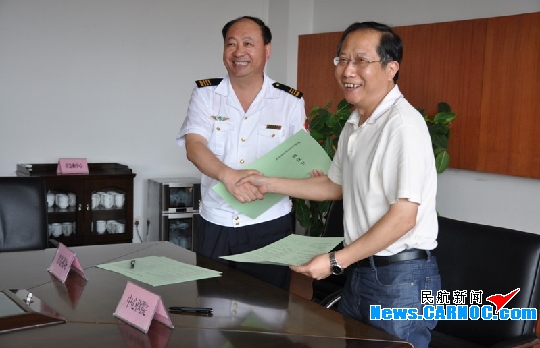 青岛机场与医院签医疗救援协议提高应急能力