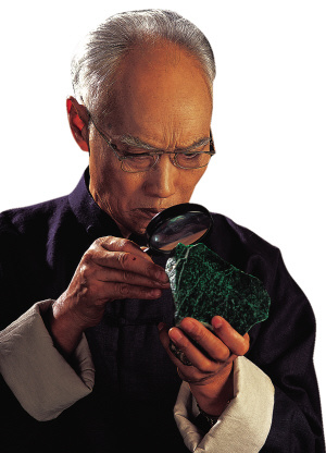 翡翠专家马崇仁老先生认为,高档翡翠身价将翻倍上涨