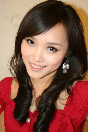 非诚勿扰女嘉宾靳庆玲