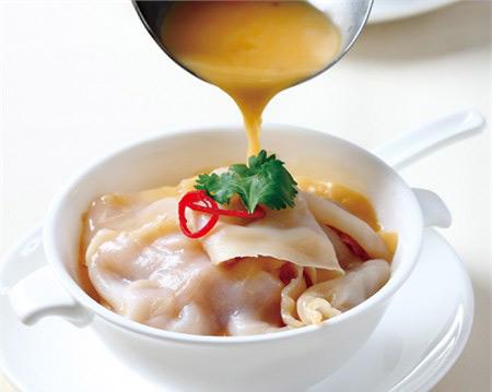 加拿大象拔蚌过桥