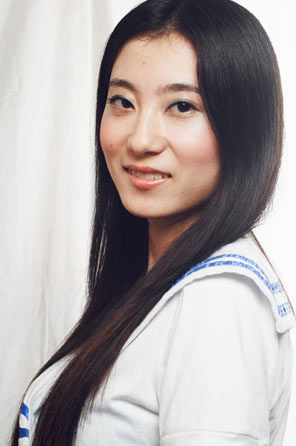 入围达人曾哲曾哲全身照