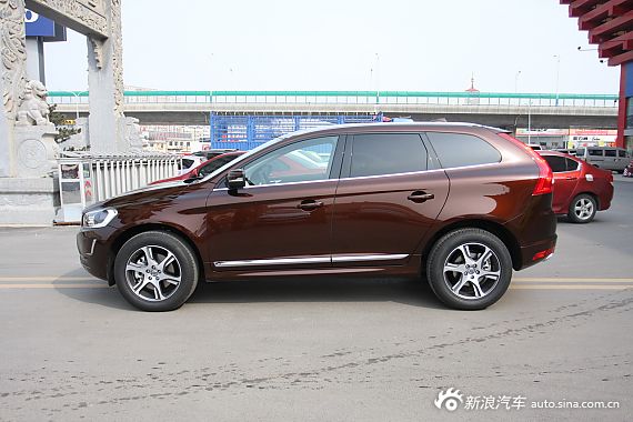 2014款改版沃尔沃XC60到店实拍