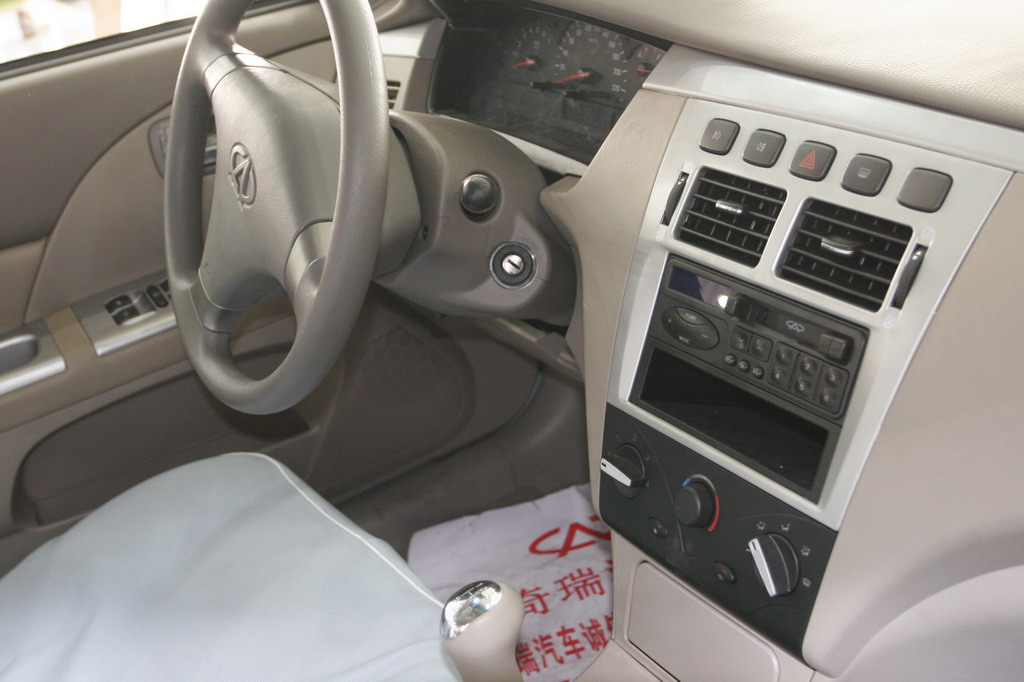 奇瑞a5内饰