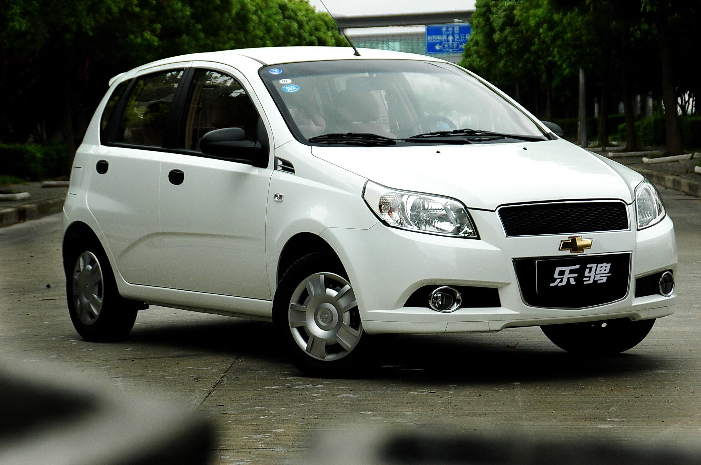 新乐骋12l试车实拍