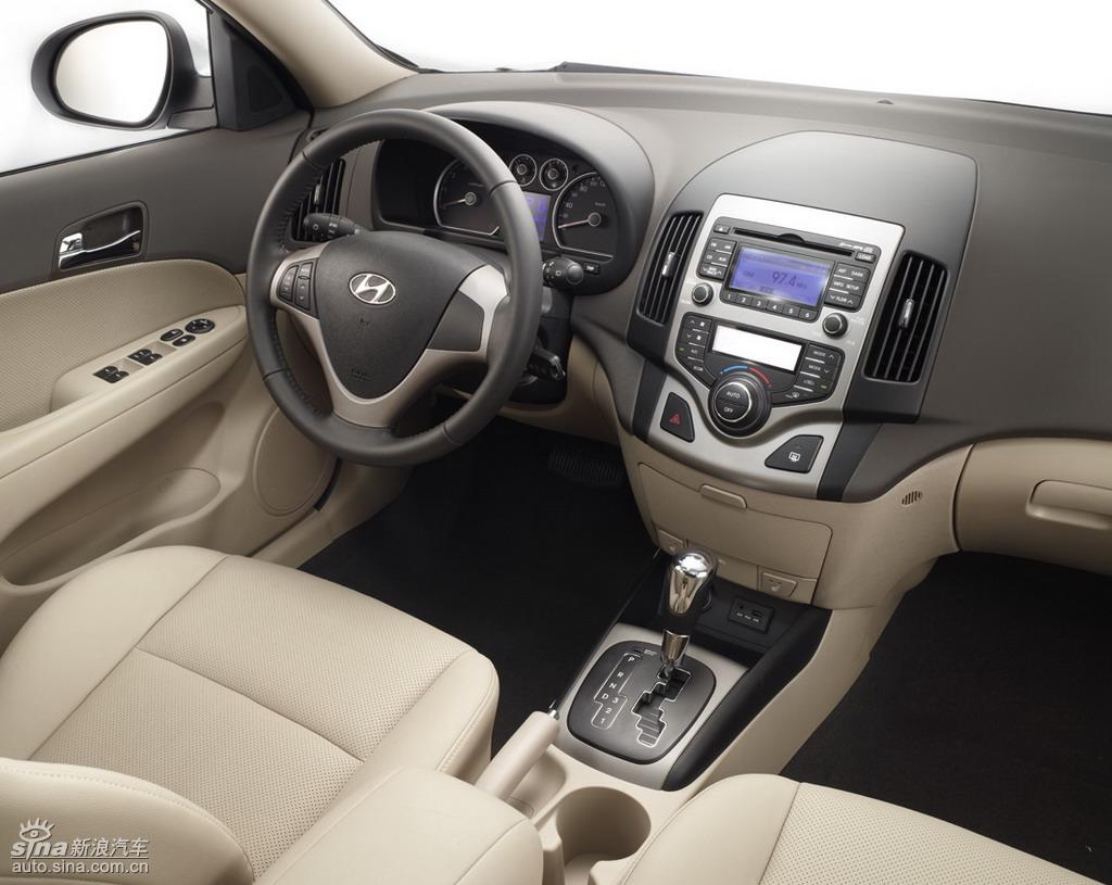北京现代i30资料图 内饰