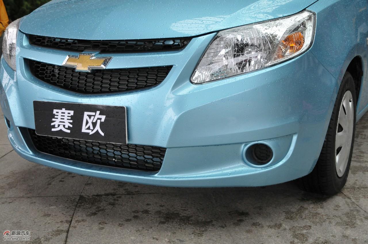 新赛欧两厢版1.2emt外观-皓空蓝