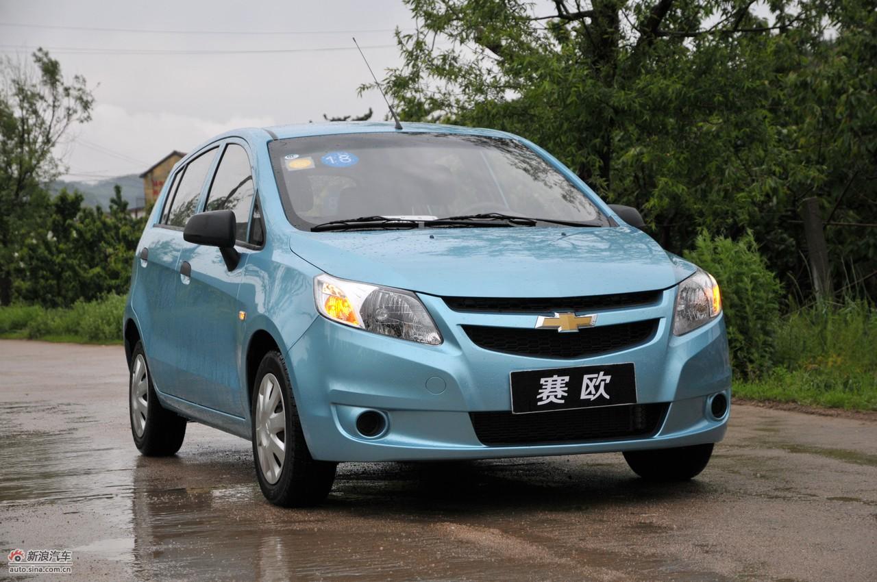 新赛欧两厢版1.2emt外观-皓空蓝