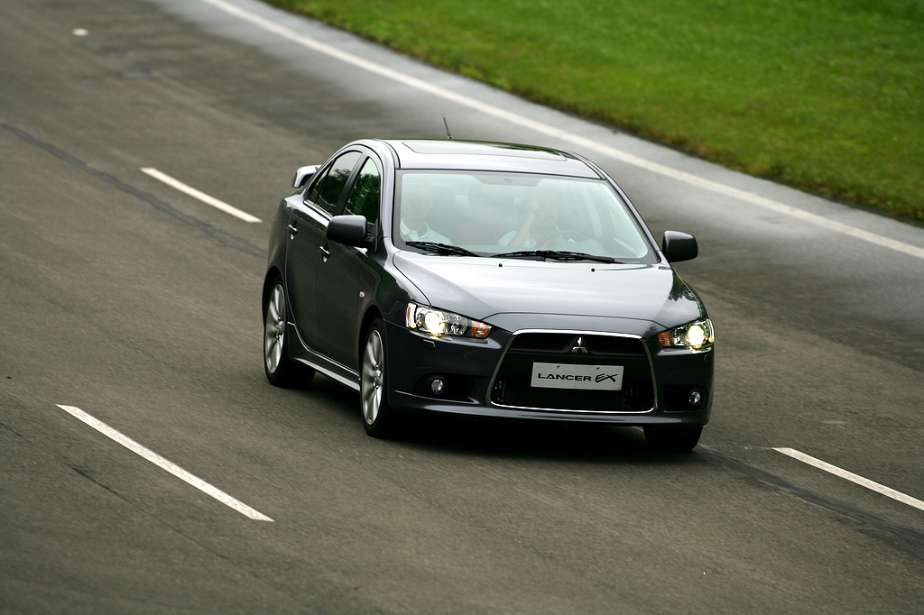 lancer ex外观图片