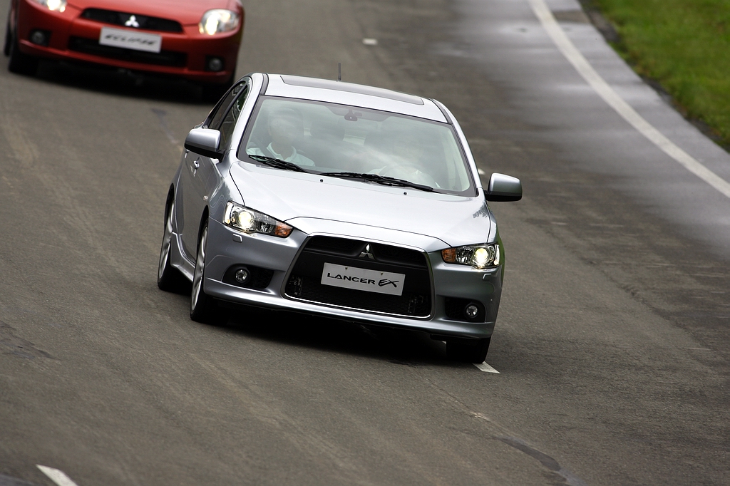 lancer ex的推出是三菱走上复兴之路的重要一步.