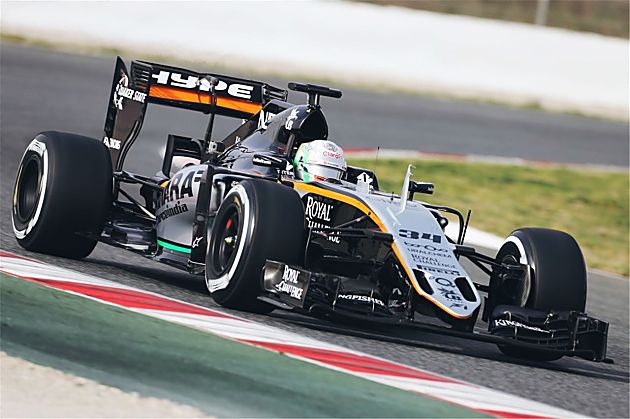 2016 f1季前试车首日 法拉利维特尔最快