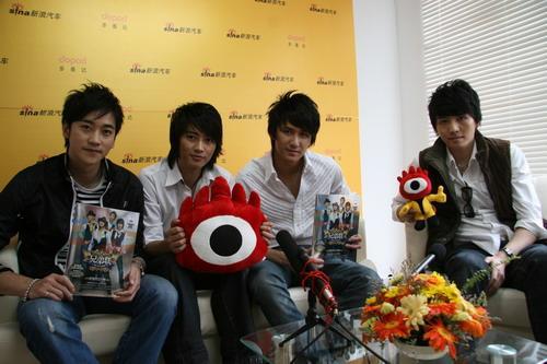 图文:2007上海国际车展十大明星助阵新浪展台(7)