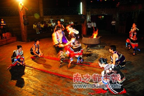 热闹的篝火晚会 热闹的篝火晚会