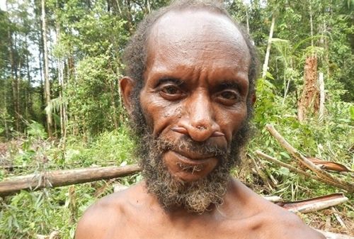 恐怖食人族 当地生活