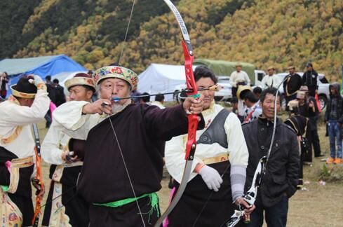 西藏工布江达县民俗旅游文化节开幕