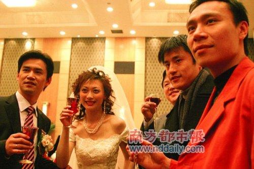 叶冲老婆图片