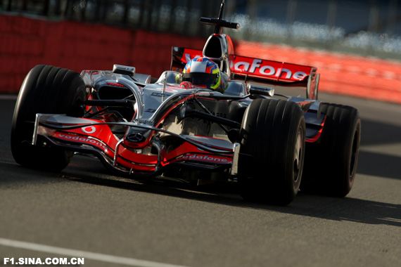 迈凯轮巴西更多技术升级曝光mp423将使用全新尾翼