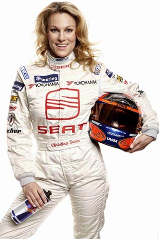 图文名模赛车手苏尔写真穿赛服抱头盔