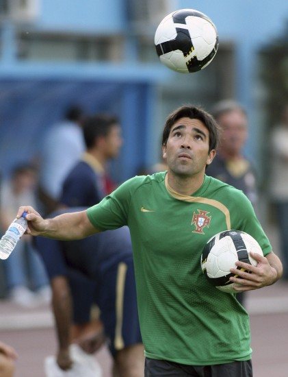 图文葡萄牙队备战世界杯预选赛德科认真投入