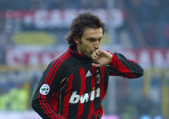 图文皮尔洛十年米兰生涯亲吻戒指已成为标志动作