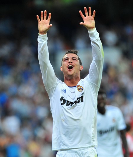 图文西甲皇马81阿尔梅里亚c罗张开双手庆祝