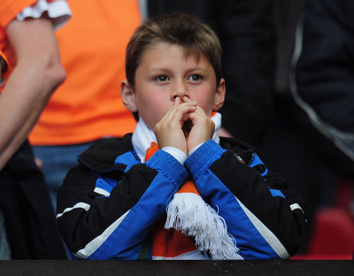 图文-[英超]降级球队气氛悲壮 小球迷眼眶湿润_国际足球-英格兰_新浪