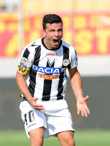 图文-[意甲]莱切0-2乌迪内斯 迪纳塔莱的怒吼