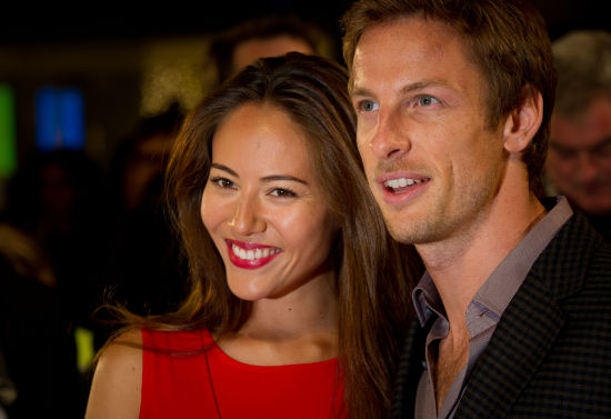 图文-沃尔科特出席电影首映式 杰西卡笑容灿烂