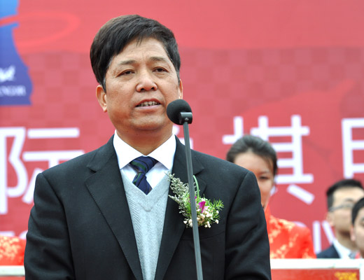 李如成:雅戈尔联手国象走向新高度 拜谢军为师学棋