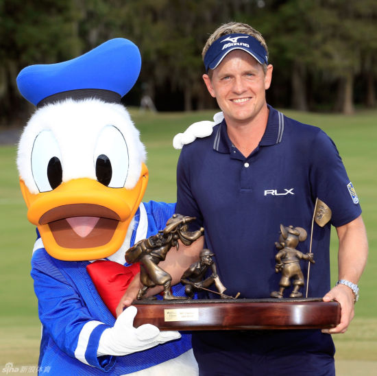 唐纳德在迪士尼精英赛夺冠