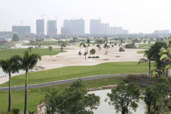 2012年12月8日,经过为期四个月的改造,广西北海海门高尔夫[微博]球会