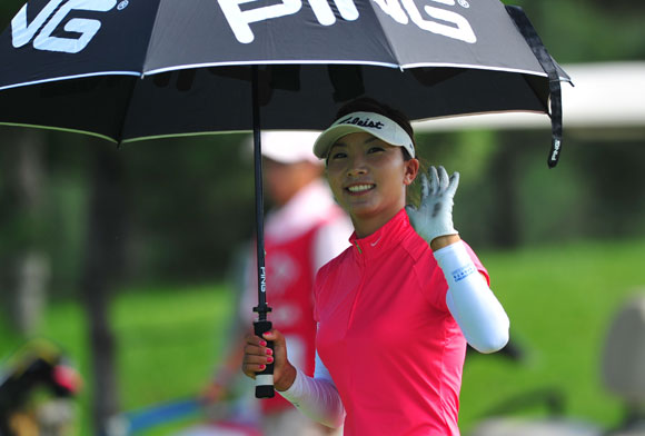 图文北京明珠锦标赛决赛田红微笑挥手致意