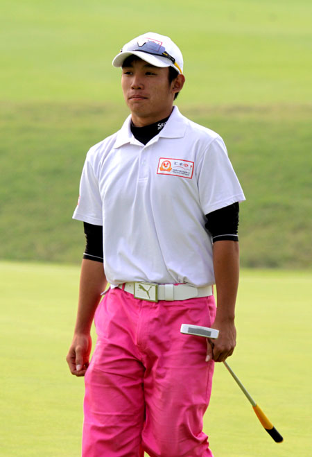 图文-汇丰青少年赛决赛争冠 赖冠军